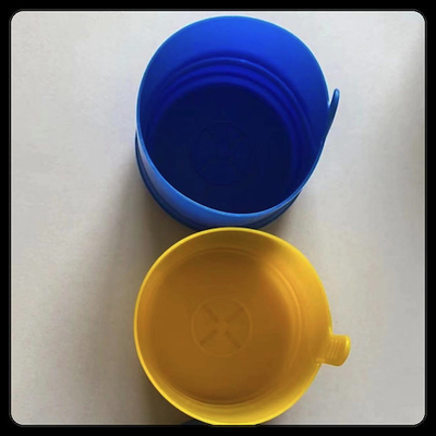 acheter Le matériel d'emballage en plastique de bouteille d'eau, 55mm renversent non le chapeau de l'eau de 5 gallons online manufacture