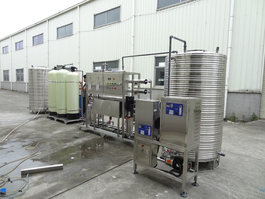 acheter Plate-forme de traitement de l'eau industrielle de pH 3-11 Ro avec une capacité de 200 kg et une pression de fonctionnement de 0,2 à 0,6 MPa online manufacture